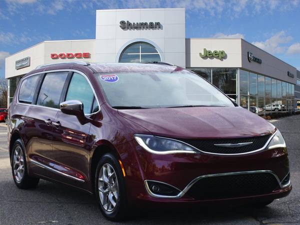 2017 Chrysler Pacifica Limited for sale in Walled Lake, MI