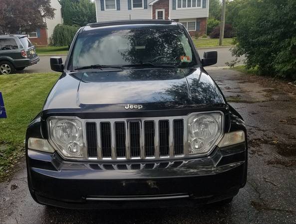 2009 Jeep Liberty Limited 4x4 - 2 Owner for sale in Point Pleasant Beach, NJ – photo 6