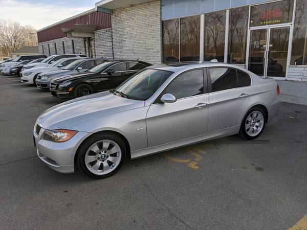 2006 Bmw 330XI - cars & trucks - by dealer - vehicle automotive sale for sale in Evansdale, IA – photo 4