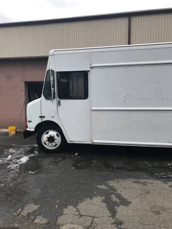 Step van Diesel service or utility truck for sale in Milford, CT – photo 5