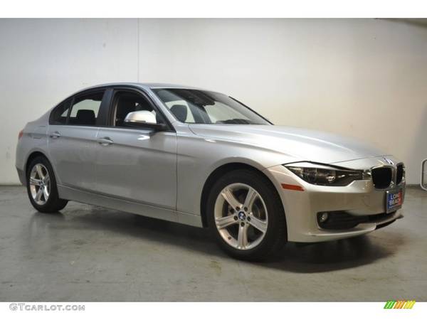 2015 BMW 320i, Immaculate, Clean Title, Recently Serviced - cars & for sale in Miami, FL