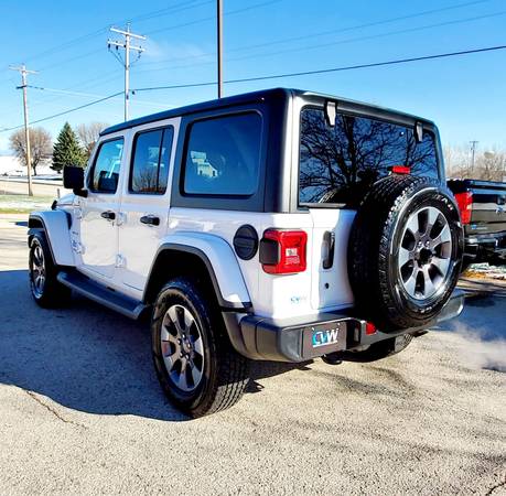 2019 Jeep Wrangler Unlimited Sahara 1 Owner w/ 14k Miles! - cars &... for sale in Green Bay, WI – photo 6