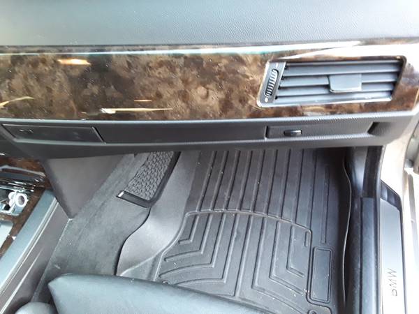 A TRUE CREAMPUFF! BMW 530xi - PRICE REDUCTION!!! - cars & trucks -... for sale in Williamsburg, VA – photo 12
