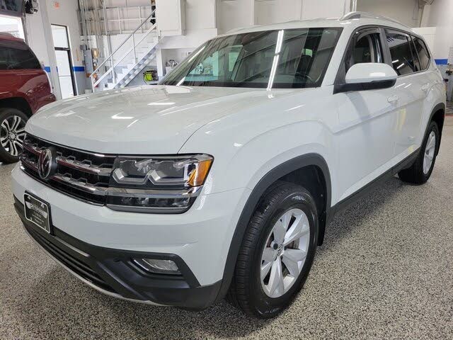 2018 Volkswagen Atlas SE 4Motion with Technology for sale in Waupaca, WI – photo 16