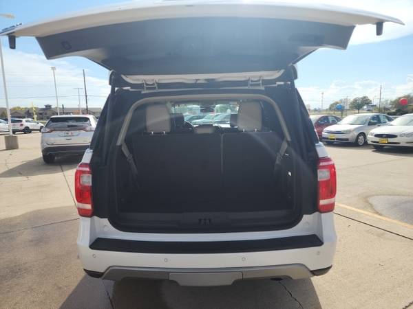 2019 Ford Expedition XLT - - by dealer - vehicle for sale in Boone, IA – photo 21