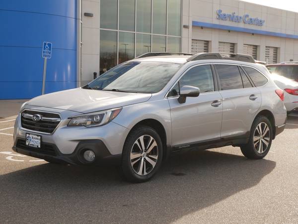 2018 Subaru Outback Limited - - by dealer - vehicle for sale in VADNAIS HEIGHTS, MN – photo 10