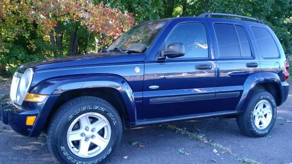 2007 Jeep Liberty*4x4*Low Miles* for sale in Saugus, MA