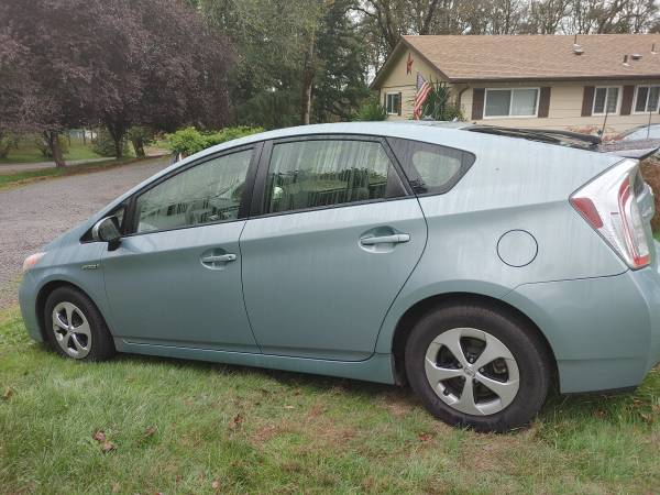 2013 Prius - cars & trucks - by owner - vehicle automotive sale for sale in Scio, OR – photo 2