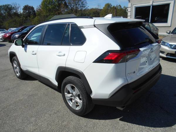 2019 Toyota RAV4 XLE FWD for sale in Crestwood, KY – photo 13