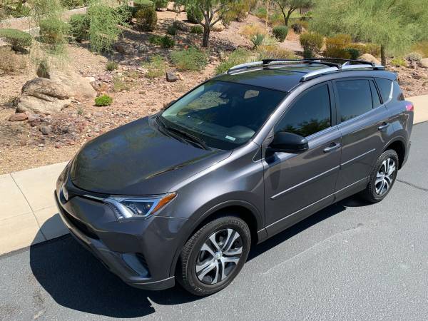 2017 TOYOTA RAV4 low miles 30k ONE OWNER XLE for sale in Peoria, AZ – photo 2