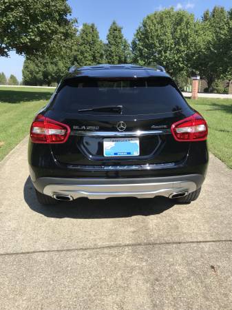 2017 Mercedes GLA 250 4Matic for sale in Taylorsville, KY – photo 3