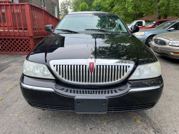 2004 Lincoln Town Car Ultimate Series - - by dealer for sale in Pontiac, MI – photo 14