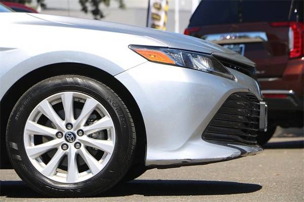 2019 Toyota Camry Se - - by dealer - vehicle for sale in Elk Grove, CA – photo 8