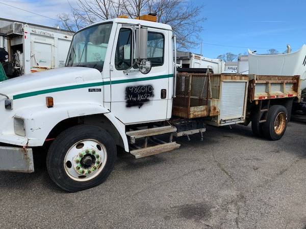 2000 Freightliner FL60 DUMP TRUCK MULTIPLE USES VERY L - cars & for sale in Massapequa, NC – photo 2