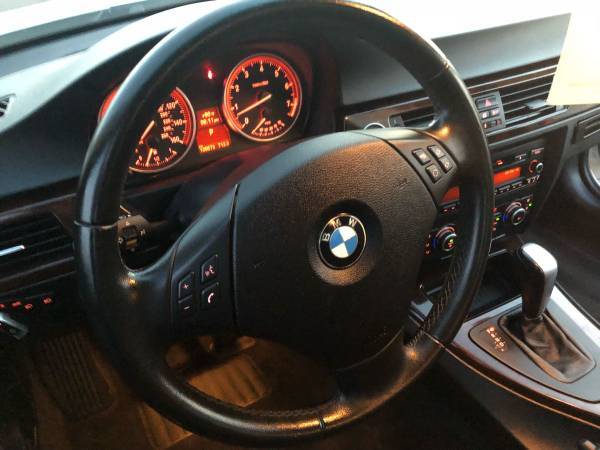 2011 BMW 328 XDRIVE, SUPER CLEAN, JUST SERVICED! BEST COLOR COMBO! for sale in Attleboro, NH – photo 7