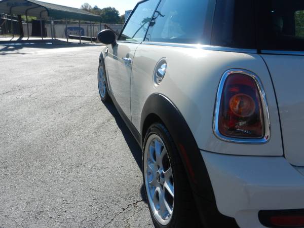 2008 MINI COOPER S TURBO CARFAX 2-OWNER - - by dealer for sale in Greenville, SC – photo 21