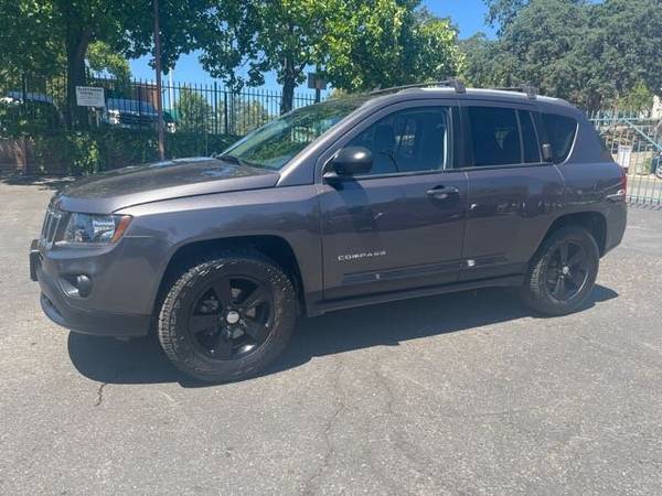 2017 Jeep Compass Sport 4X4 Roof Rack Keyless Entry Great MPG for sale in Fair Oaks, CA