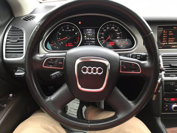 2011 Audi Q7 3.0 Premium Quattro * White *Brown Interior *No Accidents for sale in Monroe, NY – photo 23