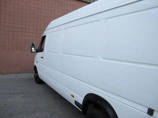 2005 Dodge Sprinter Cargo 3500 3dr 158 in. WB High Roof DRW Cargo Van for sale in Lawrence, MA – photo 19