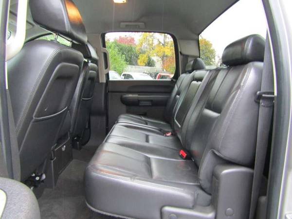 2008 GMC 1500 CC 4x4 4WD SLE Pickup 4D 5 3/4 ft Crew Cab Truck for sale in Gresham, OR – photo 9