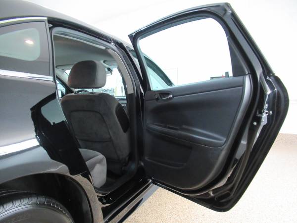 2012 Chevrolet Impala LOW MILES - - by dealer for sale in Hudsonville, MI – photo 15