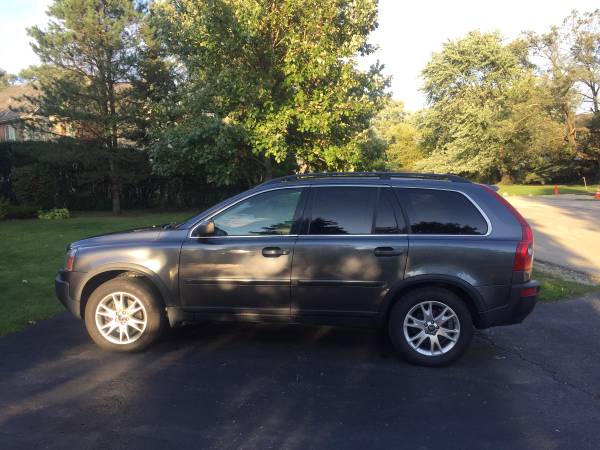 2005 Volvo XC90 V8 AWD Third Row Seating for sale in Northbrook, IL – photo 4