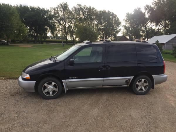 2000 Nissan Quest for sale in Watertown, SD