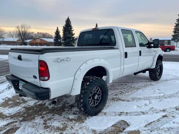 2005 Ford F-250 F250 F 250 Super Duty XLT 4dr Crew Cab 4WD SB - cars for sale in St Francis, MN – photo 3