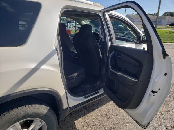 2011 GMC Acadia SLE, Great Service History, Low Miles, Clean Carfax for sale in Lapeer, MI – photo 13