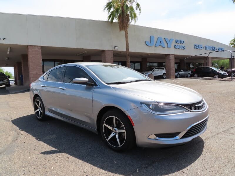 2015 Chrysler 200 Limited Sedan FWD for sale in Tucson, AZ