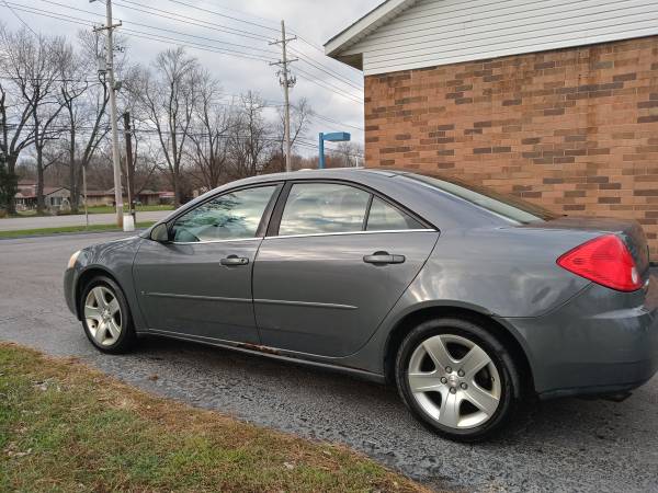 2008 Pontiac G6 SE - cars & trucks - by owner - vehicle automotive... for sale in Columbus, OH – photo 2