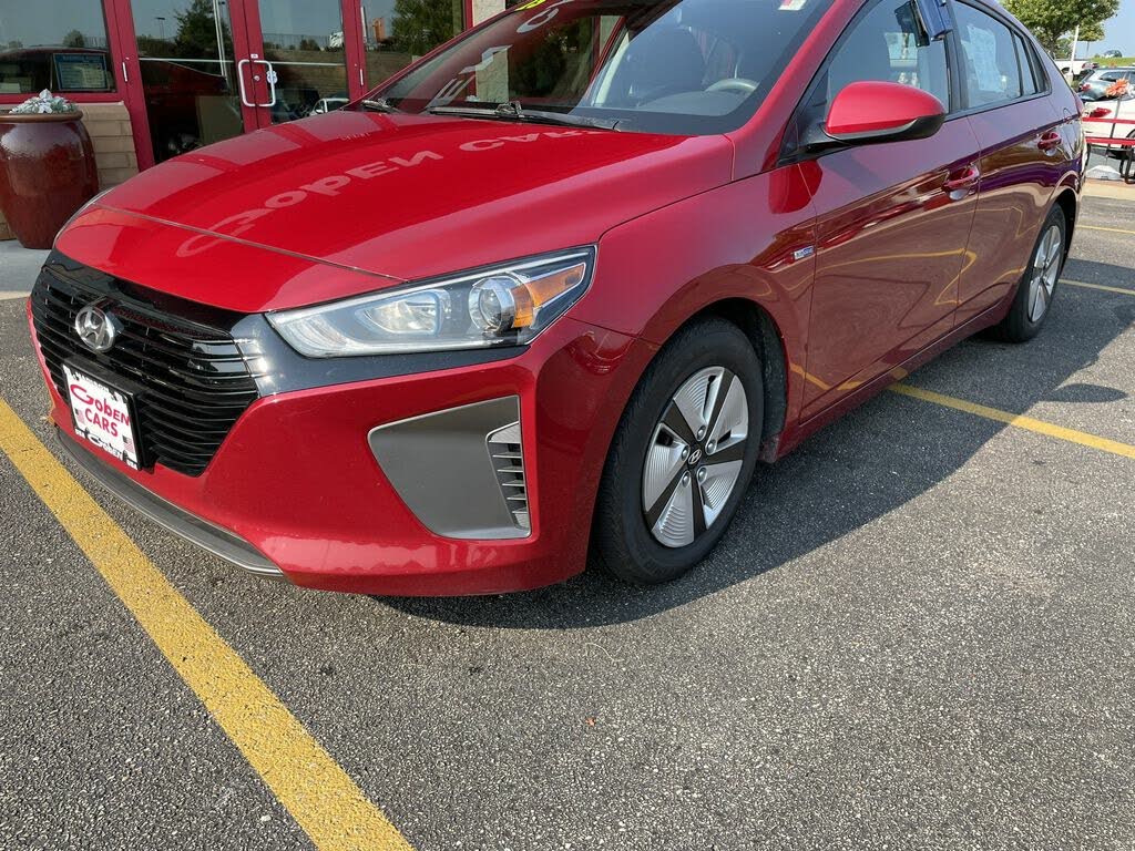 2019 Hyundai Ioniq Hybrid Blue FWD for sale in Madison, WI – photo 3