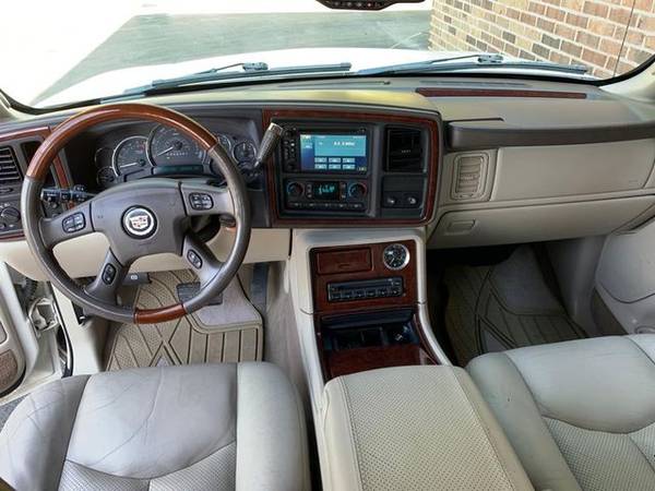 2006 Cadillac Escalade EXT - cars & trucks - by dealer - vehicle... for sale in Palatine, WI – photo 16