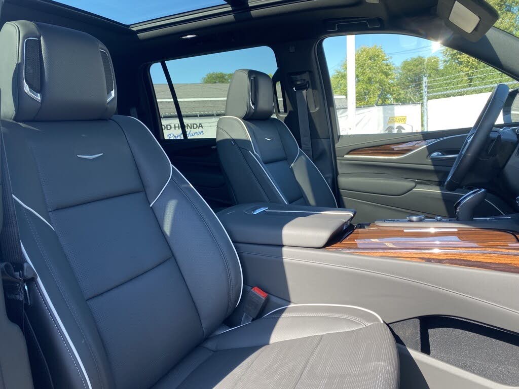 2022 Cadillac Escalade ESV Premium Luxury 4WD for sale in Port Huron, MI – photo 20