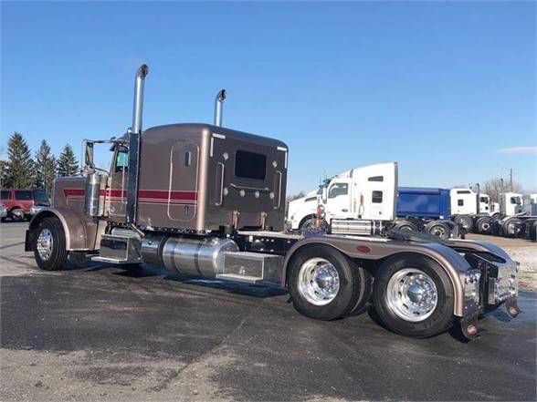 2016 PETERBILT 389 - cars & trucks - by dealer - vehicle automotive... for sale in Coopersburg, PA – photo 3
