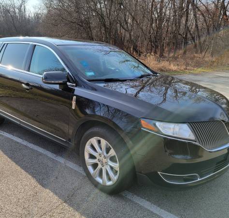 2016 Lincoln MKT hatchback for sale in Chicago, IL – photo 7