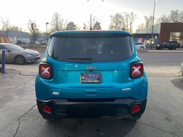 2019 Jeep Renegade Latitude 4x4 4dr SUV - - by dealer for sale in Englewood, CO – photo 7