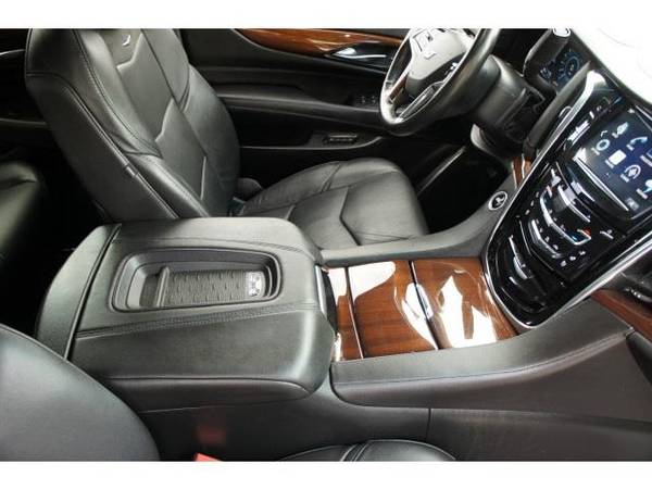 2016 Cadillac Escalade SUV Luxury - Cadillac Radiant Silver Metallic for sale in Plymouth, MI – photo 13