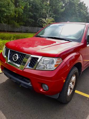 2012 Nissan Frontier 4 dr crew cab truck for sale in Myrtle Beach, SC – photo 2