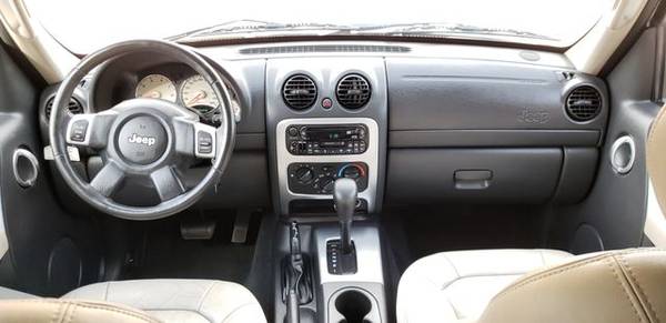 * * * 2003 Jeep Liberty Renegade Sport Utility 4D * * * for sale in Saint George, UT – photo 10