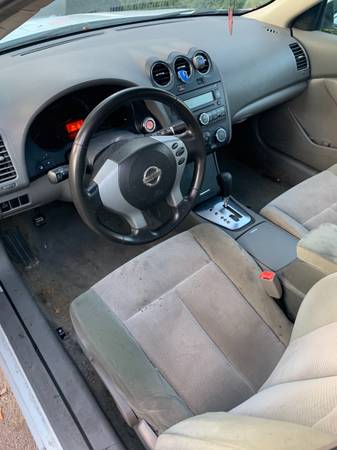 2009 Nissan Altima 2.5 - cars & trucks - by owner - vehicle... for sale in Framingham, RI – photo 2