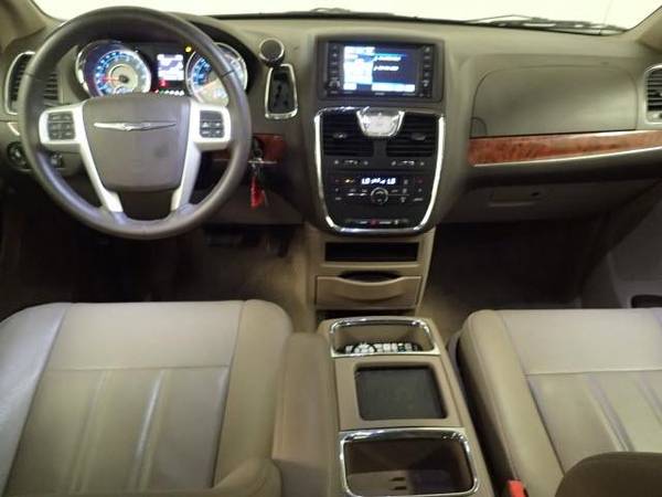 *2016* *Chrysler* *Town Country* *4dr Wgn Touring* for sale in Madison, IA – photo 5