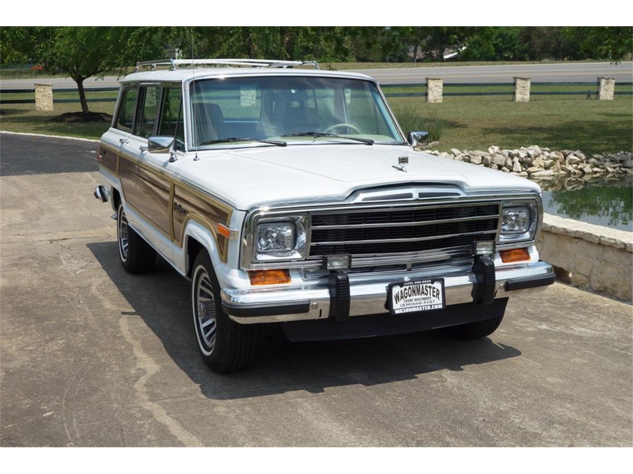 1989 Jeep Grand Wagoneer for sale in Kerrville, TX – photo 3