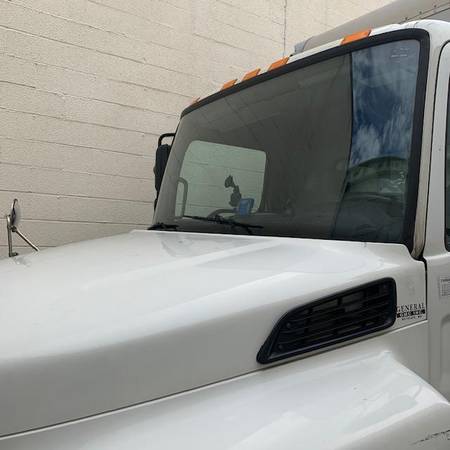 Hino 338 Box Truck 2011 low milage for sale in East Rutherford, NY – photo 7