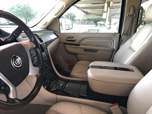 2011 Cadillac Escalade Luxury for sale in Killeen, TX – photo 20