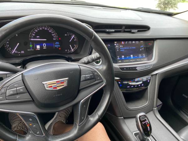—2018 Cadillac XT5———— - cars & trucks - by owner - vehicle... for sale in Miami, FL – photo 13