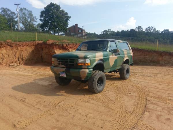 1993 Ford Bronco XLT for sale in Goodview, VA