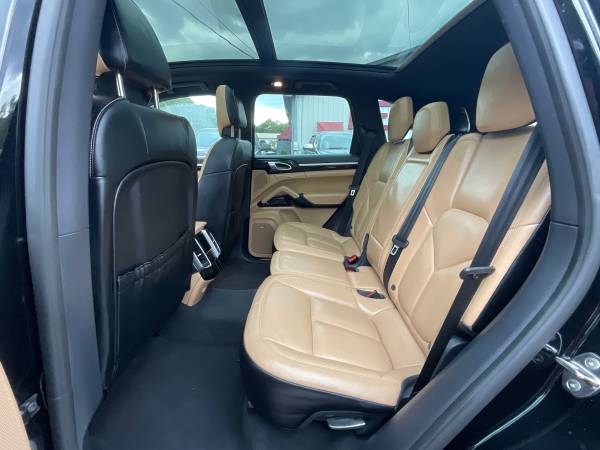 2017 Porsche Cayenne (64K Miles) - - by dealer for sale in Old Forge, PA – photo 10