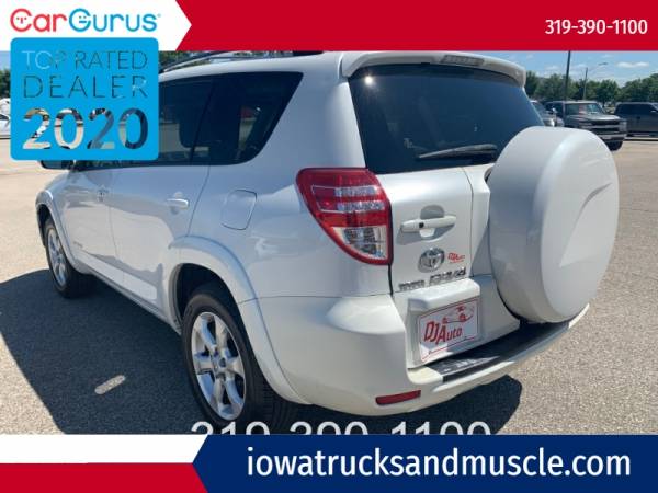 2009 Toyota RAV4 4WD 4dr 4-cyl 4-Spd AT Ltd with 3-point seat belts... for sale in Cedar Rapids, IA – photo 7