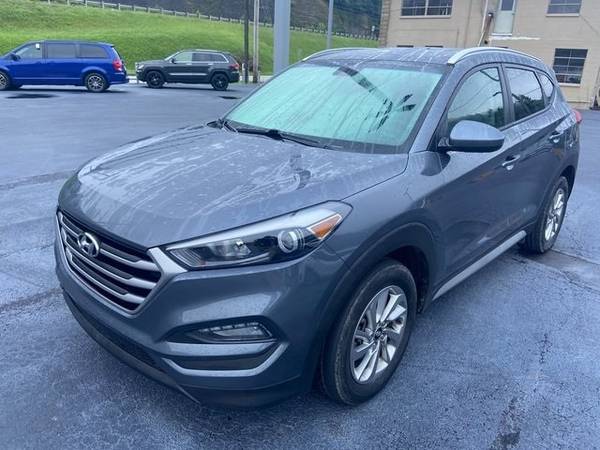 2018 Hyundai Tucson SEL - - by dealer - vehicle for sale in Pikeville, KY – photo 2